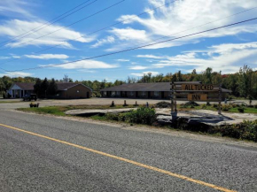 All Tucked Inn, Waubaushene